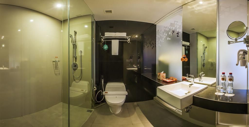 HARRIS HOTEL SEMINYAK - 4