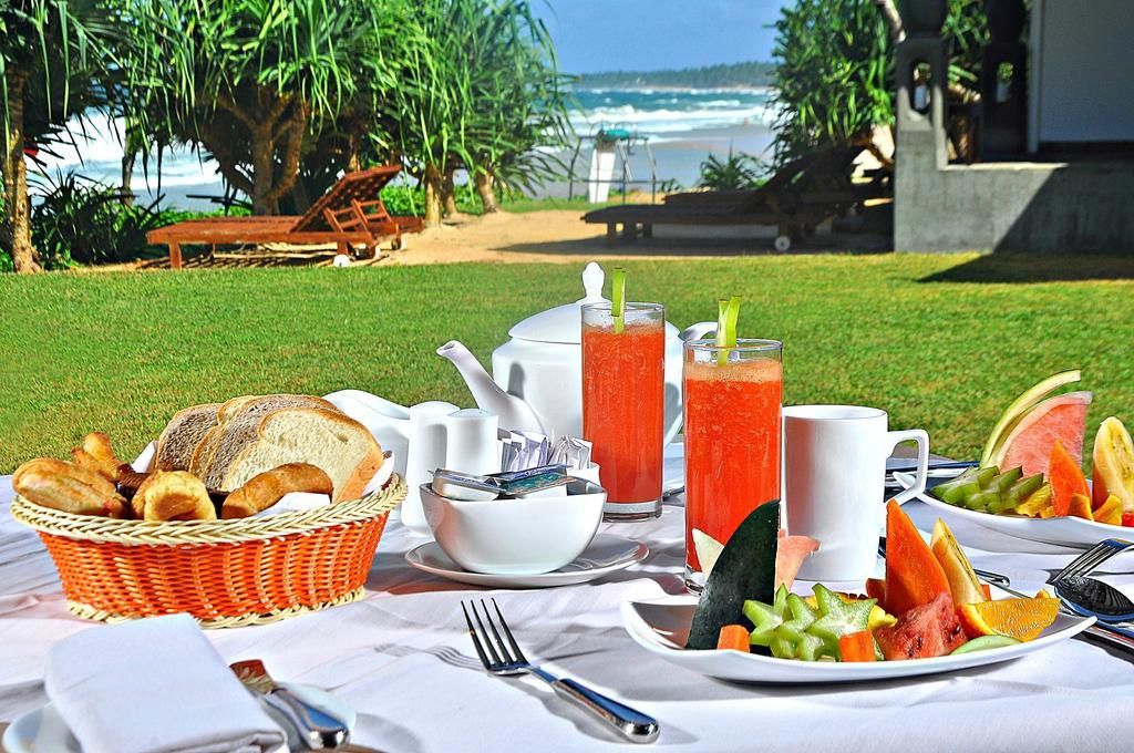 THE BEACH CABANAS  - 14