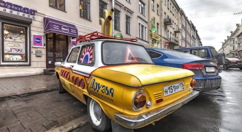 ДРУЗЬЯ НА ВОССТАНИЯ, хостел - 6