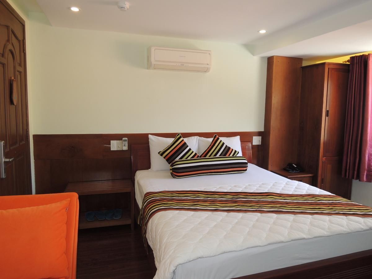 ART DELUXE HOTEL - 21