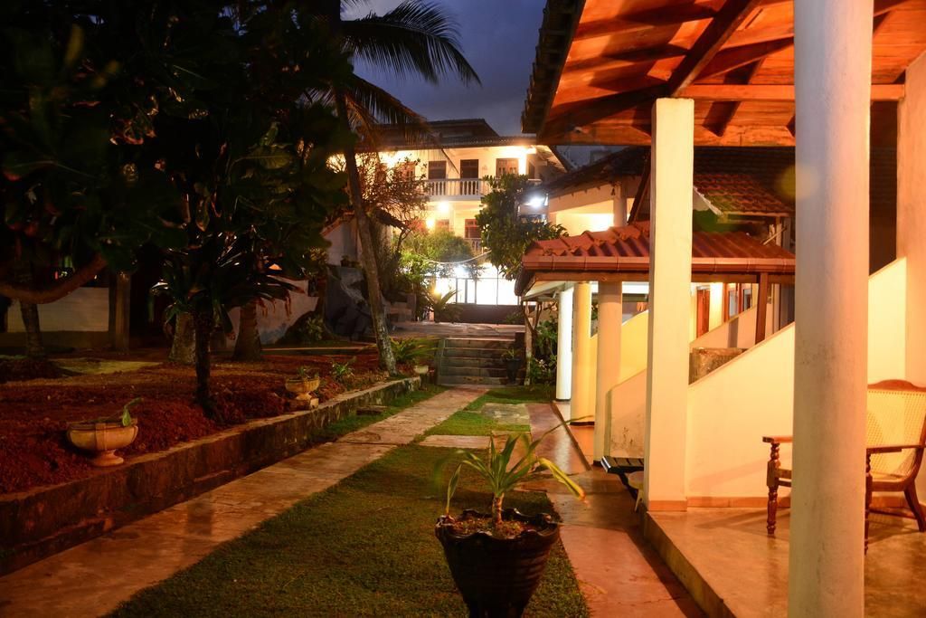SHANTHI BEACH RESORT GUESTHOUSE - 17