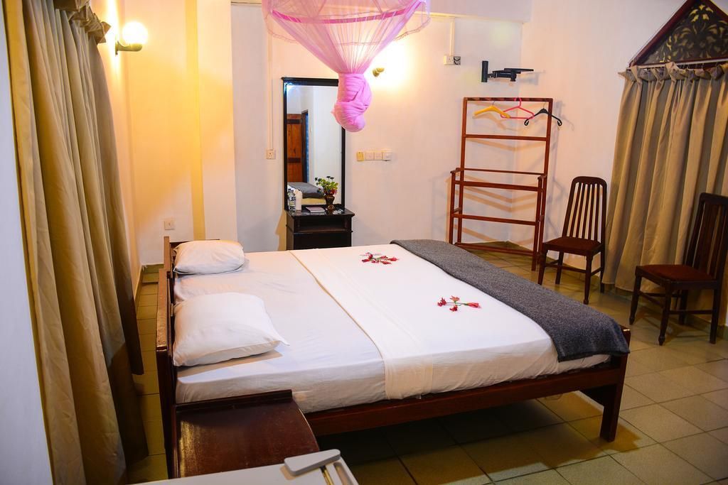 SHANTHI BEACH RESORT GUESTHOUSE - 19