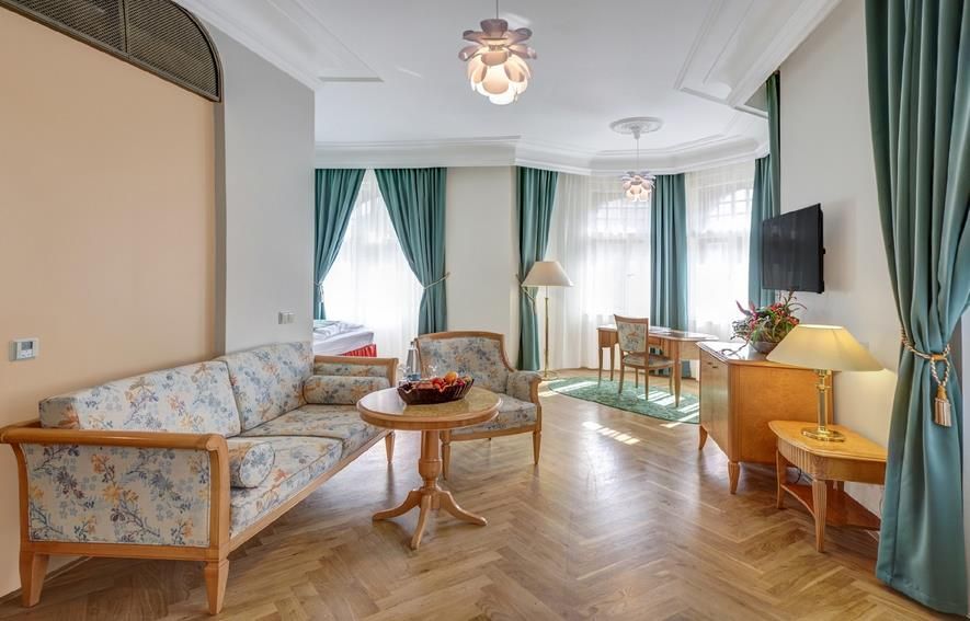 GRANDHOTEL AMBASSADOR NARODNI DUM - 4