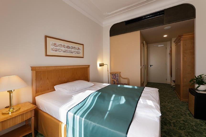 GRANDHOTEL AMBASSADOR NARODNI DUM - 9