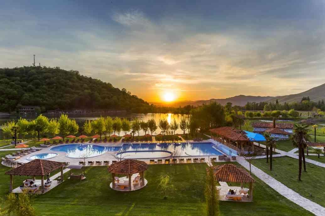 LOPOTA LAKE RESORT & SPA - 21