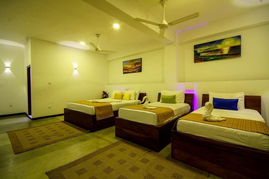 SEVONRA BEACH HOTEL - 3