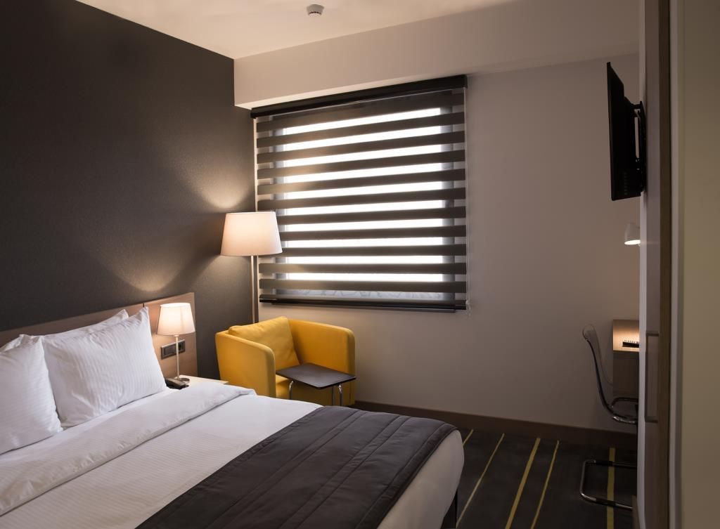 NOVA HOTEL - 2