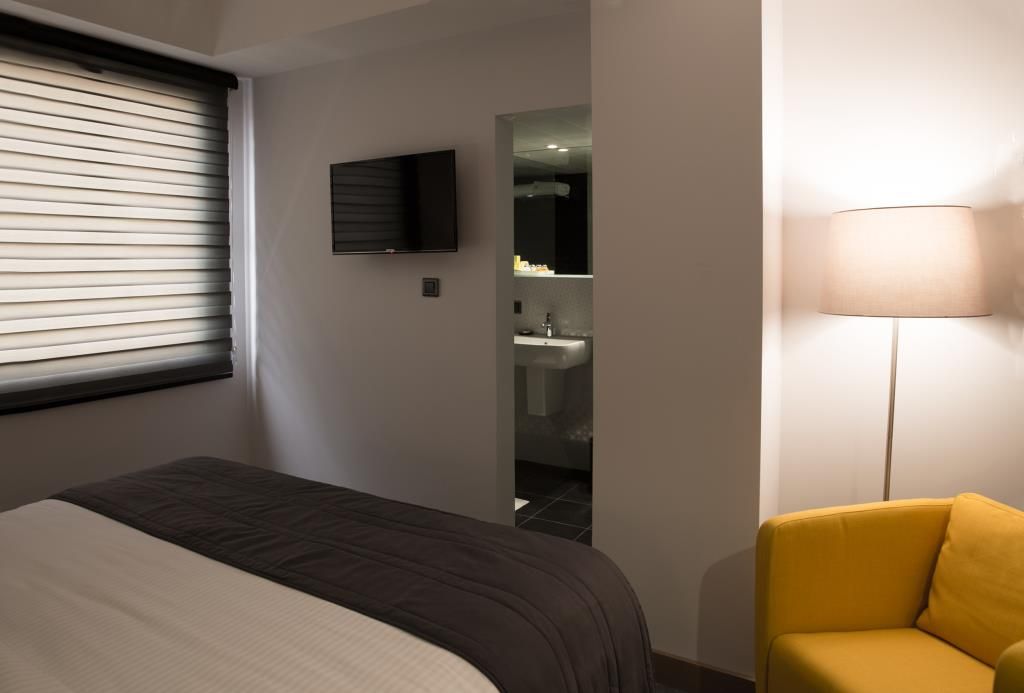 NOVA HOTEL - 4