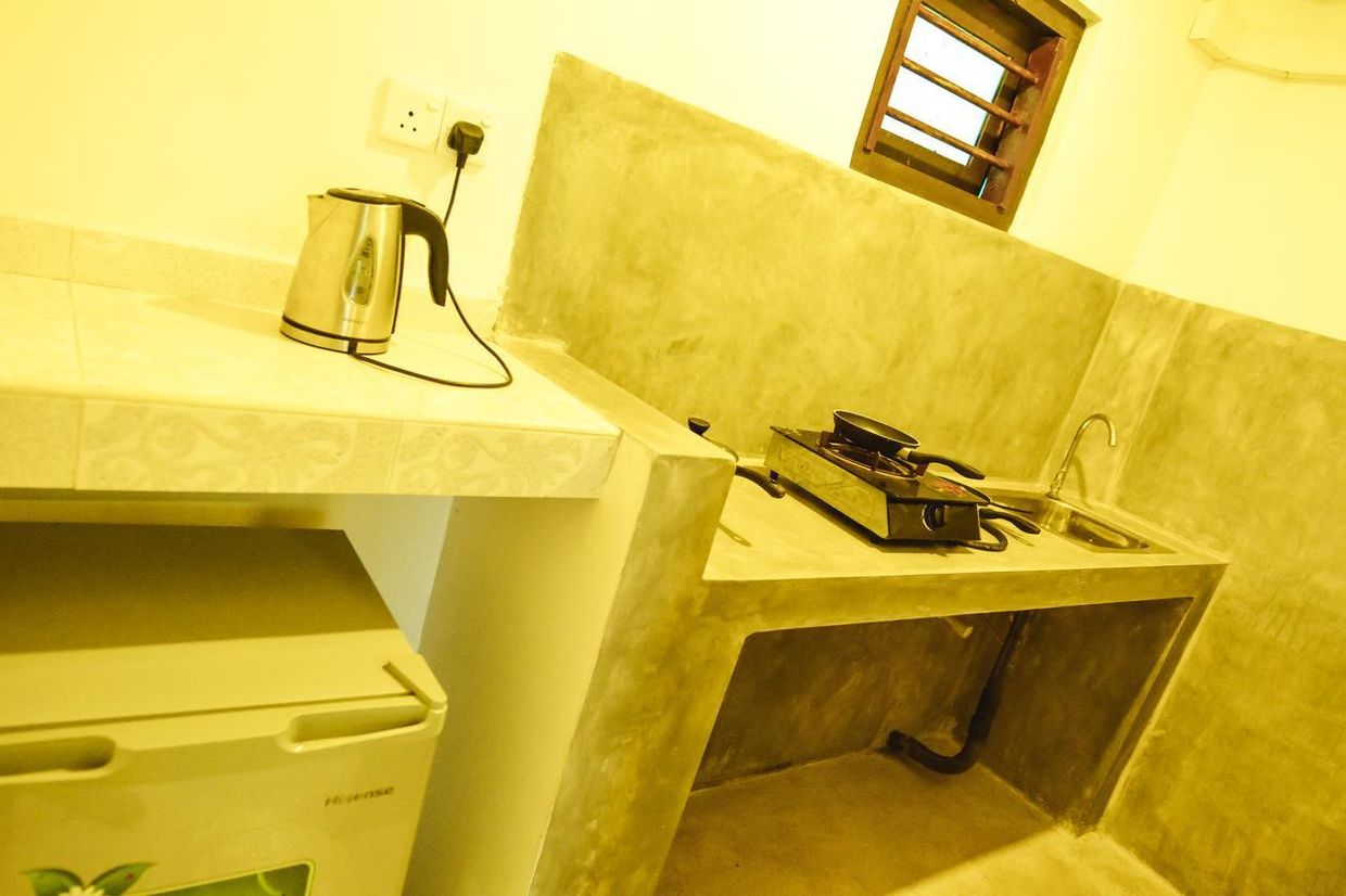 SERENDIPITY BEACH HOTEL - 4